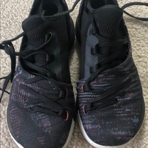 Steph Curry Boys Shoe. Size 4